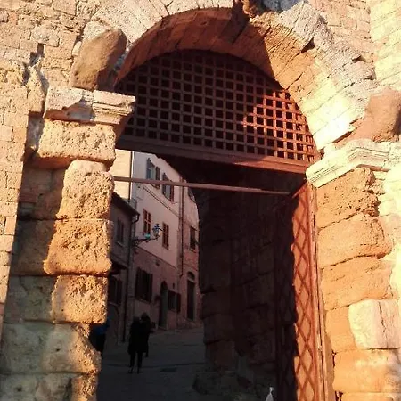 San Nicolo * Montecastelli Pisano